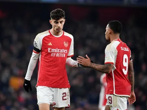 Sự kiên nhẫn dành cho Gabriel Jesus đã hết