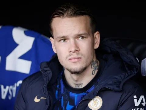 'Mudryk vẫn là một món hàng tốt hơn Trossard'