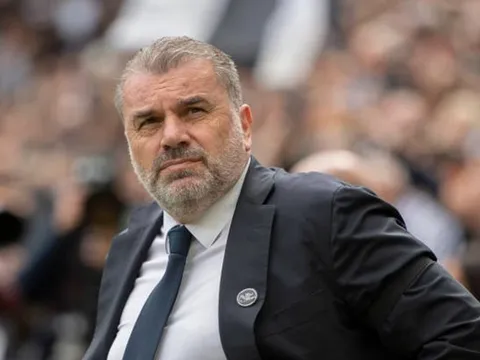 Thua Liverpool, Postecoglou khen 1 cầu thủ