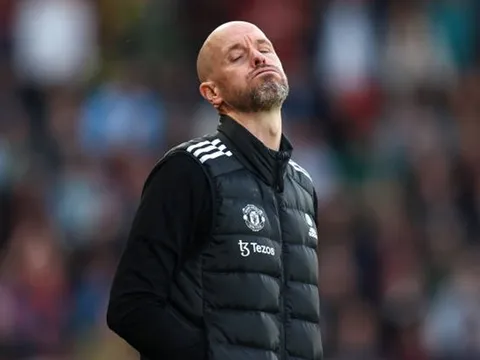 'Unai Emery thay Ten Hag ở Man Utd'