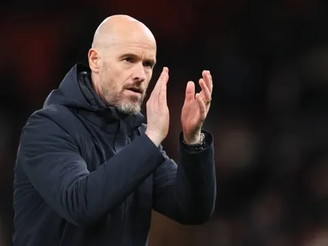 Ajax muốn "giải cứu" Erik ten Hag