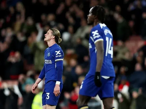Chelsea kết thúc mùa giải, Gallagher đăng thông điệp ẩn ý