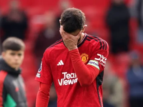 Bruno Fernandes bóng gió về tương lai