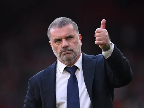 Ange Postecoglou khiến Arsenal "mừng thầm"