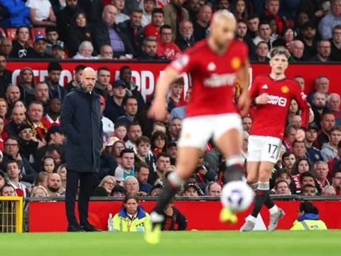 Erik ten Hag mời chào các ngôi sao tới M.U