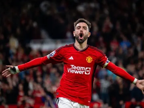 Bruno Fernandes cam kết tương lai với M.U