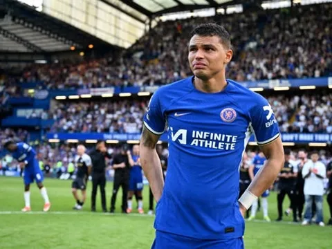 Thiago Silva rơi nước mắt ngày chia tay Chelsea