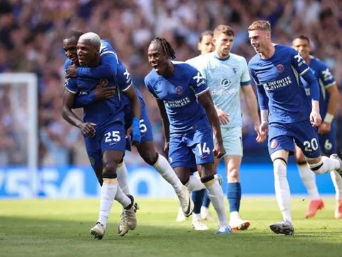 Sao Chelsea lên tiếng sau khi lập siêu phẩm