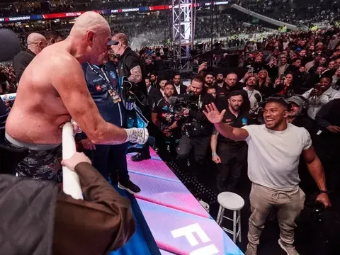 Trận đại chiến Tyson Fury và Anthony Joshua bước vào giai đoạn đàm phán cuối cùng