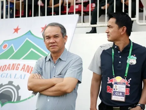 HAGL sa thải Kiatisuk, tại sao không?