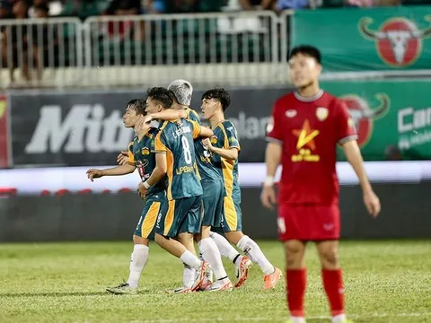 Vòng 21 V-League: HAGL sáng cửa thăng tiến; Nam Định lại gây sốc?