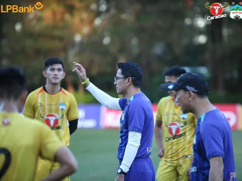 HAGL sa sút, báo Thái Lan nói thẳng về tương lai Kiatisuk