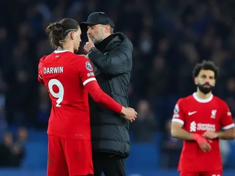 Lý do Darwin Nunez không thể trở thành tiền đạo hàng đầu