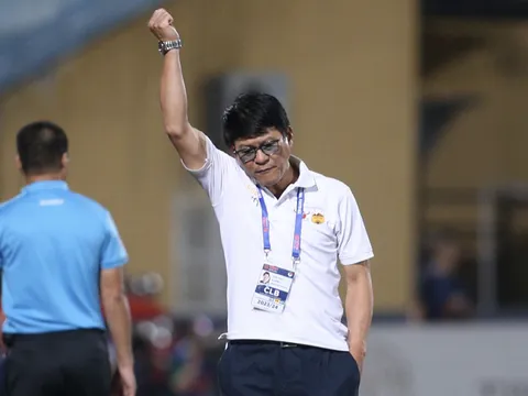 HLV Vũ Tiến Thành: "Hà Nội FC câu giờ, đánh nguội cầu thủ HAGL"