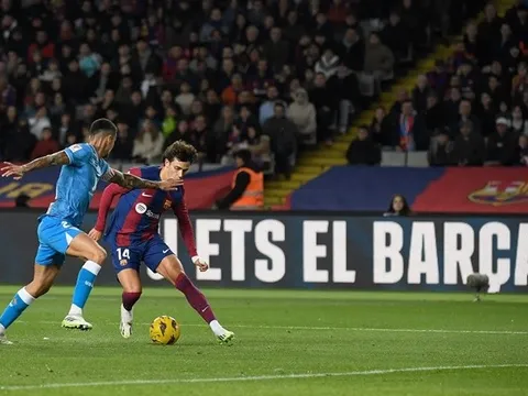 Joao Felix phẫn nộ