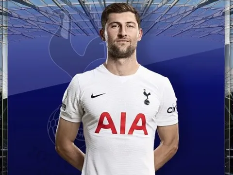 Khi Spurs khó, đã có Davies