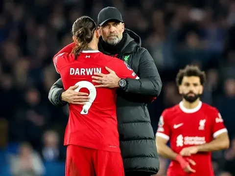 Klopp từ chối sao Chelsea, xem Nunez là chân ái