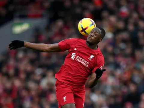 "Konate sẽ trở thành trung vệ xuất sắc nhất thế giới"