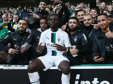 Arsenal nhắm tiền vệ 34 triệu bảng thay Partey