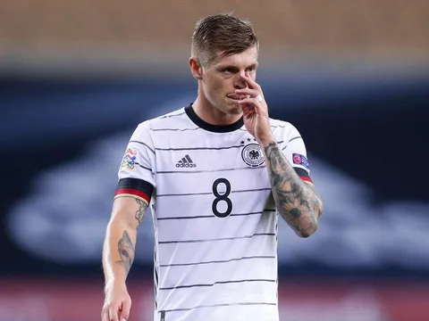 Kroos được khuyên không nên trở lại tuyển Đức