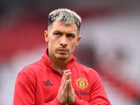 Martinez báo tin mừng cho NHM Man Utd