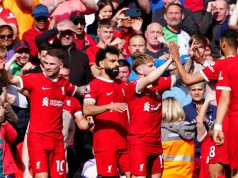 Dẫn trước 4 bàn, Liverpool suýt trả giá trước Tottenham