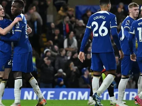 Loại Enzo Fernandez, HLV Pochettino nói gì?