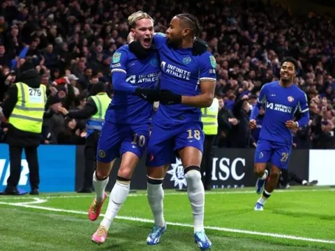Luân lưu cân não, Mudryk hóa người hùng giúp Chelsea vào bán kết
