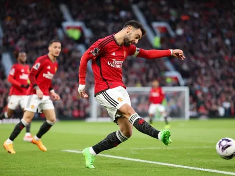 10 thống kê M.U 4-2 Sheffield: "Siêu tân binh"; Bruno quá đỉnh