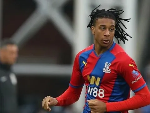 Sao Palace từ chối Newcastle, chọn Man United