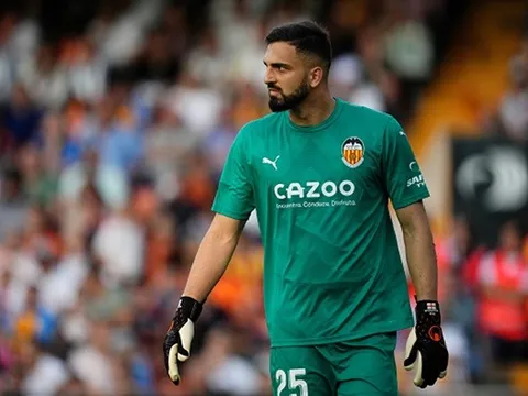 3 lý do giúp Newcastle chiêu mộ Mamardashvili