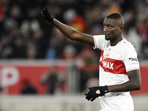 Man United ra quyết định với Serhou Guirassy