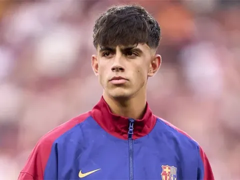 Marc Bernal là Busquets mới của Barcelona