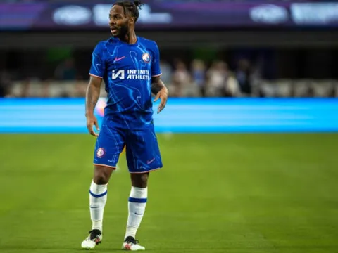 Maresca trảm “vây cánh” của Sterling tại Chelsea
