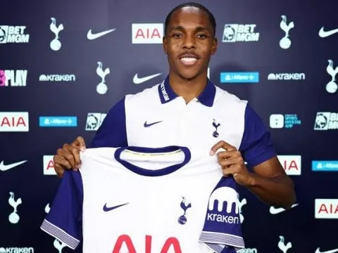 Mathys Tel chính thức cập bến Tottenham: Lời giải 60 triệu euro cho hàng công Spurs?