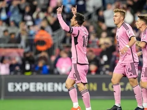Messi khiến MLS phát cuồng, chinh phục cả CĐV đối thủ
