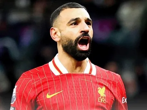 Mohamed Salah tận hưởng từng khoảnh khắc với Liverpool