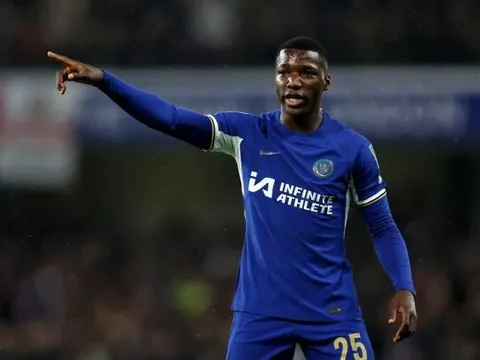 "Đó phải là một thẻ đỏ"