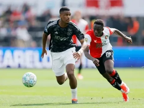 Mục tiêu của Arsenal được tâng bốc lên mây