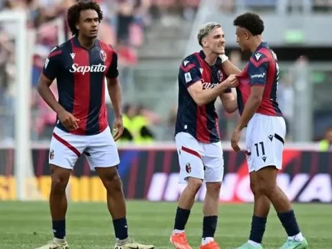 Mục tiêu của Man United, Arsenal lên tiếng về tương lai