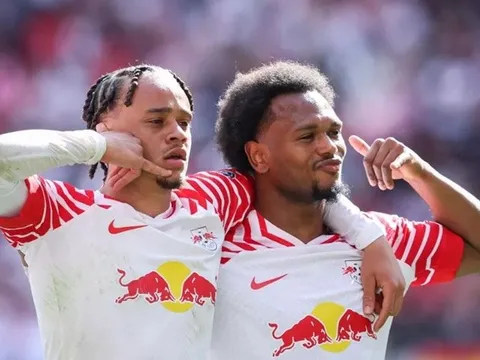 Ngọc quý châu Âu khiến Premier League sục sôi