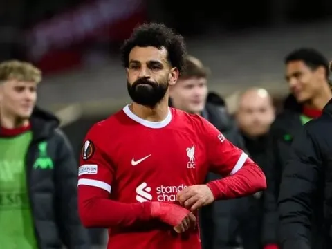 Nguyên nhân đằng sau màn "khẩu chiến" của Salah với Jurgen Klopp?