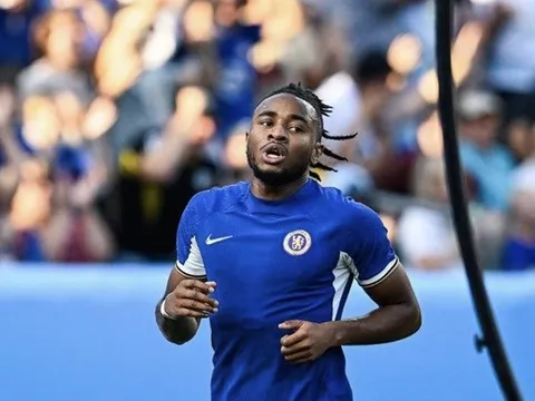 NÓNG! Tân binh 60 triệu euro ngồi dự bị, sẵn sàng ra mắt Chelsea