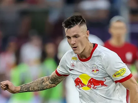 NÓNG: Arsenal dẫn đầu cuộc đua chiêu mộ tiền đạo 64 triệu bảng