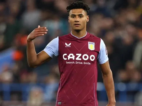 Mục tiêu tin đồn của Arsenal hé lộ cuộc trò chuyện với Declan Rice