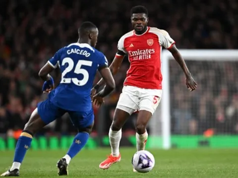 Partey hóa nghệ sĩ, khiến bom tấn Chelsea ngã ngửa