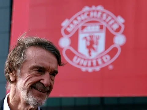 Shearer nêu thương vụ sẽ sớm được Sir Jim Ratcliffe mang về M.U