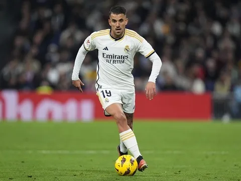 Real hét giá bán Ceballos