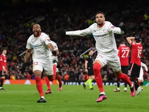 Rõ tân binh cập bến Man Utd