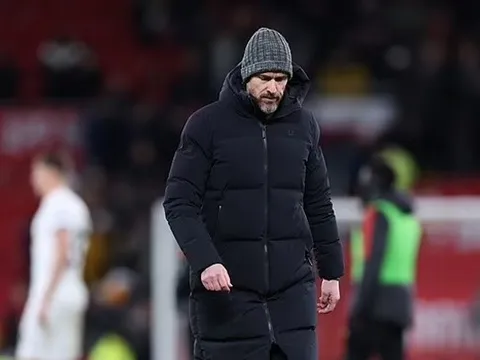 Rời Man Utd, Ajax vẫy gọi Ten Hag